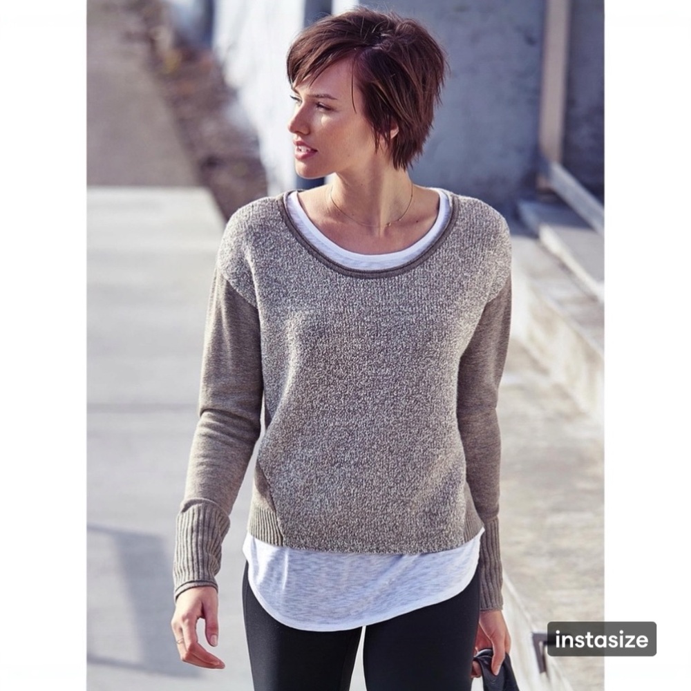 ATHLETA BRINDLE CREW MARLED WOOL
PULLOVER SWEATER. LIKE NEW. ZERO FLAWS